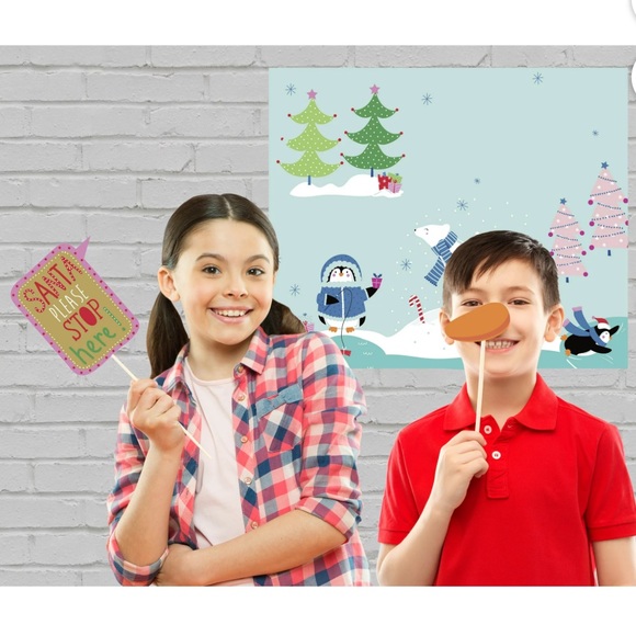 Holiday Time 10 Piece Christmas Photo Booth Prop Kit with Back Drop NWT - Picture 5 of 11